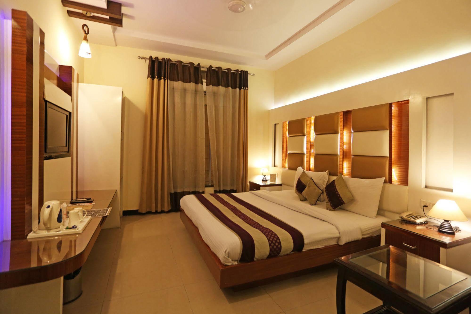 Hotel Star Plaza@New Delhi Railway Station Luaran gambar